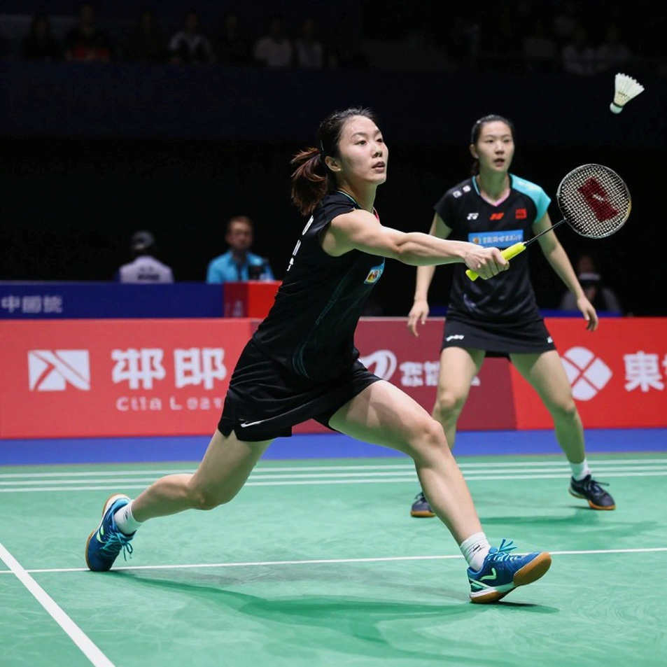 Alwi Farhan và Kento Momota: Nước cờ chuẩn bị cuối trước Asian Games 2026