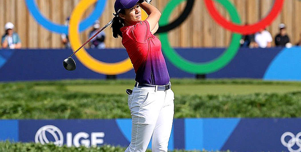 Tiger Woods có được lái xe golf không? Câu hỏi làm bối rối luật sư tiểu bang và hé lộ khoảng trống pháp lý của Florida