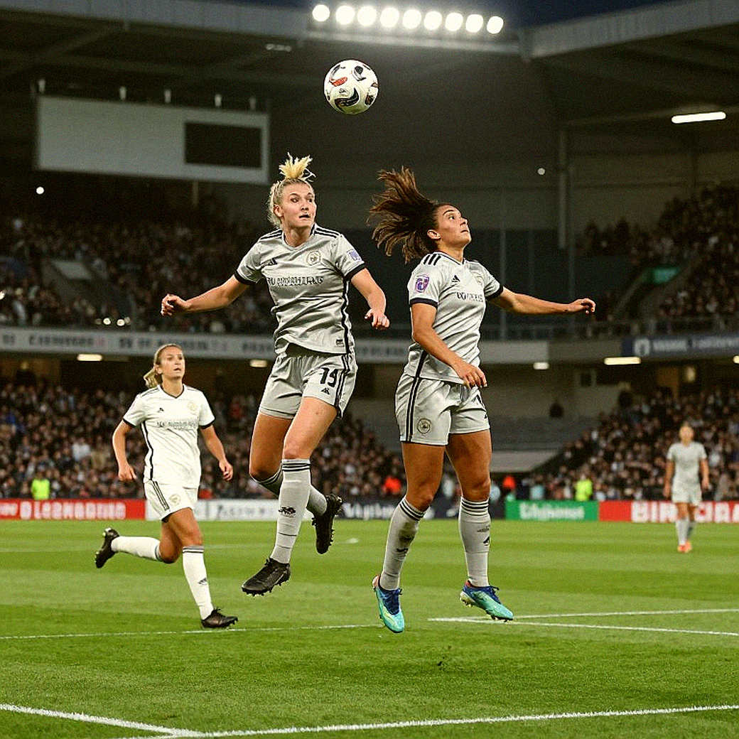 Manchester United thất bại trong thế trận hơn người: Phân tích chiến thuật và bài học từ trận derby mãn kinh Manchester United thất bại trong thế trận hơn người: Phân tích chiến thuật và bài học từ trận derby mãn kinh