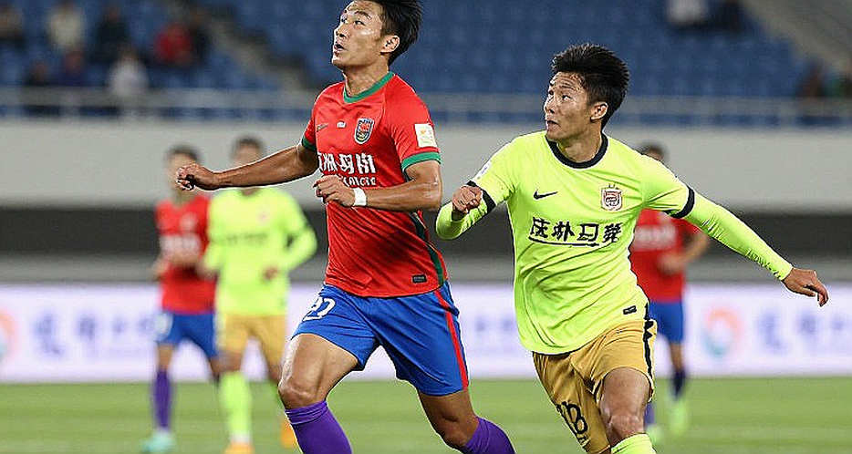 Eliano Reijnders and the 'Iron Man' Label: Persib Bought a Role, Not a Star