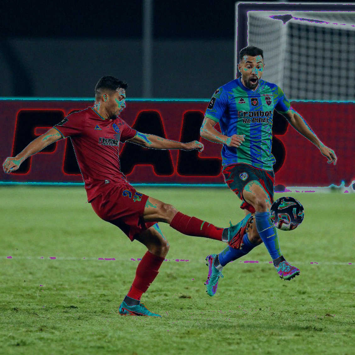 Khoảng trống dữ liệu ở kỳ chuyển nhượng V.League: chỗ câu lạc bộ im lặng, tin đồn tự lấp vào