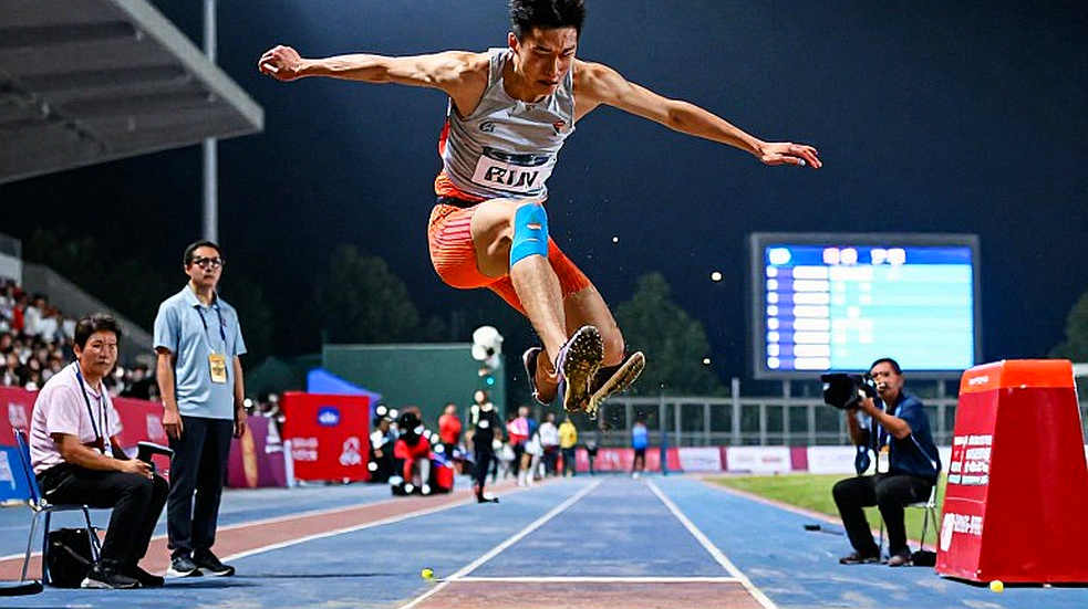 The Data Void and Information Integrity: A Lesson for Vietnamese Sports Journalism