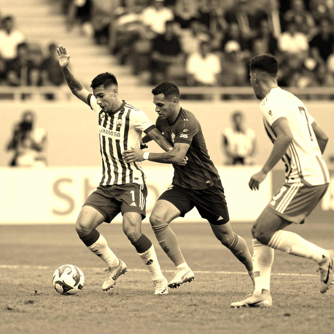 Besiktas phản đối quyết định của TFF về vụ việc Vlahovic