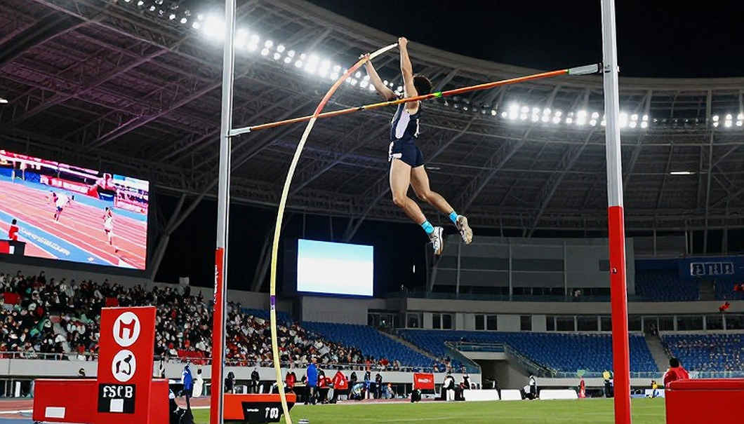 Amy Hunt về thứ ba chung kết 200m Diamond League với thông số 22.16s, khẳng định phong độ sau 4 HCV châu Âu
