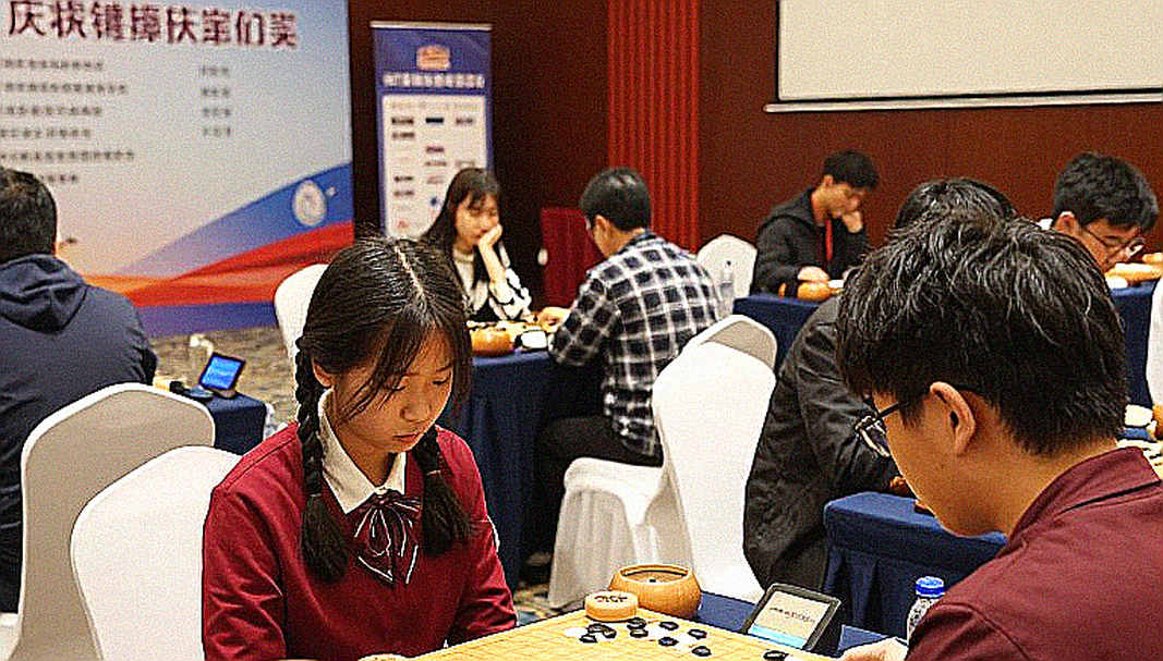 Bảy Tháng Mùa Đông: Khi Cỗ Máy CS2 Chậm Lại Một Nhịp Thở
