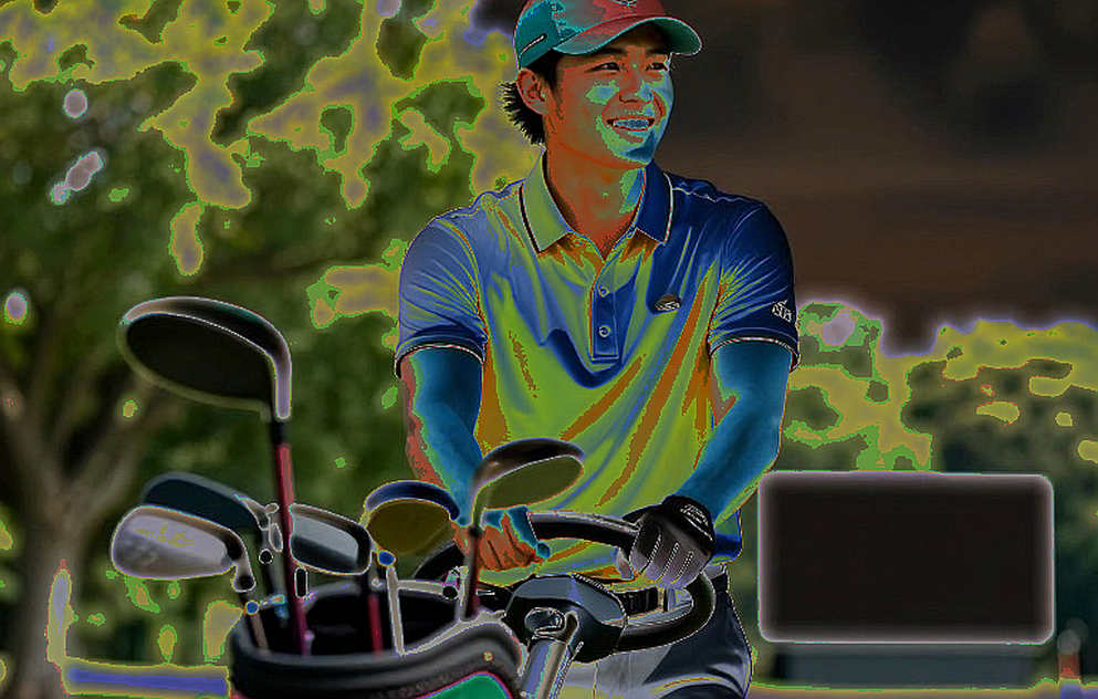 Tiger Woods và câu hỏi xe golf: Khi luật pháp bối rối trước huyền thoại